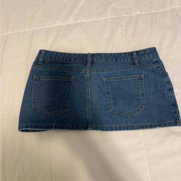 small Pacsun low rise mini denim skirt - Picture 3 of 3